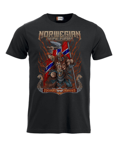 Hovedbilde NK Tee 2026